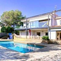 Villa in Spain, Balearic Islands, Palma, 193 sq.m.