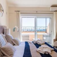 Flat in Spain, Andalucia, 195 sq.m.