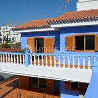 Villa in Spain, Canary Islands, Santa Cruz de Tenerife, 243 sq.m.