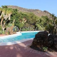 Вилла в Испании, Канарские Острова, Санта-Крус-де-Тенерифе, 330 кв.м.