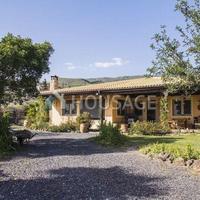 Villa in Spain, Canary Islands, Santa Cruz de Tenerife, 213 sq.m.