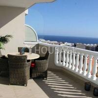 Apartment in Spain, Canary Islands, Santa Cruz de Tenerife, 110 sq.m.