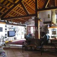 Villa in Spain, Canary Islands, Santa Cruz de Tenerife, 260 sq.m.