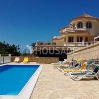 Вилла в Испании, Канарские Острова, Санта-Крус-де-Тенерифе, 480 кв.м.