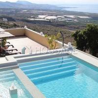 Вилла в Испании, Канарские Острова, Санта-Крус-де-Тенерифе, 1200 кв.м.