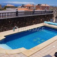Villa in Spain, Canary Islands, Santa Cruz de Tenerife, 280 sq.m.