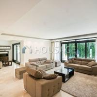 Villa in Spain, Andalucia, 339 sq.m.