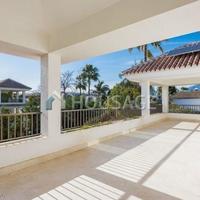 Villa in Spain, Andalucia, 339 sq.m.