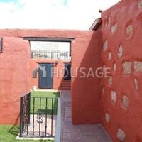 Villa in Spain, Canary Islands, Santa Cruz de Tenerife, 250 sq.m.