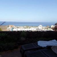 Villa in Spain, Canary Islands, Santa Cruz de Tenerife, 120 sq.m.