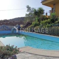 Villa in Spain, Canary Islands, Santa Cruz de Tenerife, 120 sq.m.