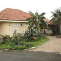 Villa in Spain, Canary Islands, Santa Cruz de Tenerife, 247 sq.m.