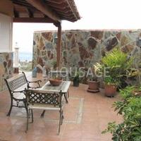 Villa in Spain, Canary Islands, Santa Cruz de Tenerife, 247 sq.m.