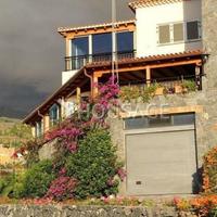 Вилла в Испании, Канарские Острова, Санта-Крус-де-Тенерифе, 180 кв.м.