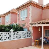 Townhouse in Spain, Canary Islands, Santa Cruz de Tenerife, 206 sq.m.