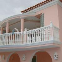 Villa in Spain, Canary Islands, Santa Cruz de Tenerife, 320 sq.m.