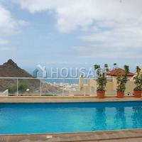 Villa in Spain, Canary Islands, Santa Cruz de Tenerife, 380 sq.m.
