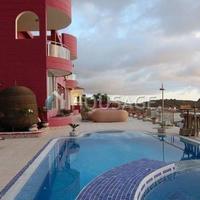 Villa in Spain, Canary Islands, Santa Cruz de Tenerife, 1200 sq.m.