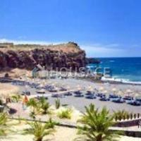Villa in Spain, Canary Islands, Santa Cruz de Tenerife, 910 sq.m.