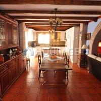 Villa in Spain, Canary Islands, Santa Cruz de Tenerife, 351 sq.m.