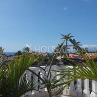 Villa in Spain, Canary Islands, Santa Cruz de Tenerife, 180 sq.m.