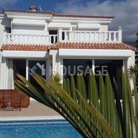 Villa in Spain, Canary Islands, Santa Cruz de Tenerife, 180 sq.m.