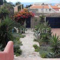 Villa in Spain, Canary Islands, Santa Cruz de Tenerife, 300 sq.m.