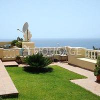 Villa in Spain, Canary Islands, Santa Cruz de Tenerife, 195 sq.m.