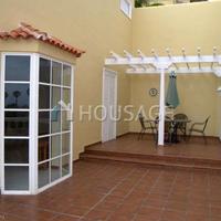 Villa in Spain, Canary Islands, Santa Cruz de Tenerife, 170 sq.m.