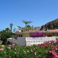 Villa in Spain, Canary Islands, Santa Cruz de Tenerife, 200 sq.m.
