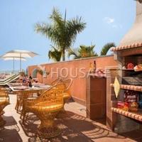 Villa in Spain, Canary Islands, Santa Cruz de Tenerife, 195 sq.m.