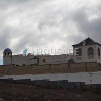 Villa in Spain, Canary Islands, Santa Cruz de Tenerife, 100 sq.m.