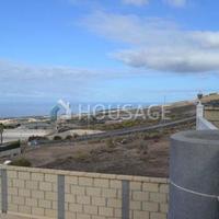 Villa in Spain, Canary Islands, Santa Cruz de Tenerife, 100 sq.m.