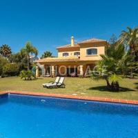 Villa in Spain, Andalucia, 711 sq.m.
