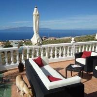 Villa in Spain, Canary Islands, Santa Cruz de Tenerife