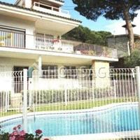 Дом в Испании, Каталония, Жирона, 360 кв.м.