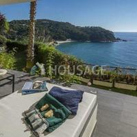 House in Spain, Catalunya, Girona, 300 sq.m.