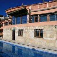Villa in Spain, Catalunya, Girona, 600 sq.m.