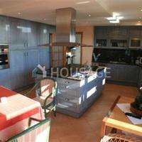 Villa in Spain, Catalunya, Girona, 600 sq.m.