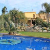 Villa in Spain, Catalunya, Girona, 311 sq.m.