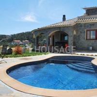 Villa in Spain, Catalunya, Girona, 250 sq.m.