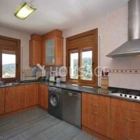 Villa in Spain, Catalunya, Girona, 250 sq.m.