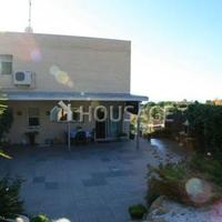 Villa in Spain, Catalunya, Girona, 300 sq.m.