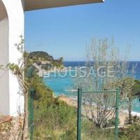 Villa in Spain, Catalunya, Girona, 272 sq.m.