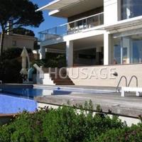 Villa in Spain, Catalunya, Girona, 375 sq.m.