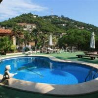 Вилла в Испании, Каталония, Жирона