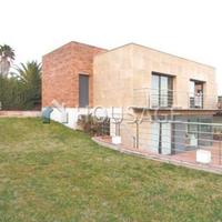 Вилла в Испании, Каталония, Жирона, 300 кв.м.