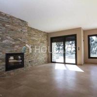 Таунхаус в Испании, Каталония, Жирона, 327 кв.м.