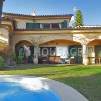 Villa in Spain, Catalunya, Girona, 200 sq.m.