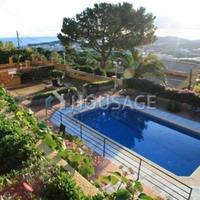 Вилла в Испании, Каталония, Жирона